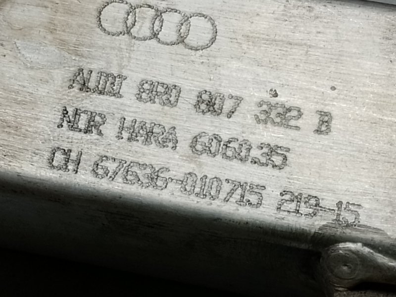 Кронштейн усилителя заднего бампера правый Q5 08-16 2015 8R CPMB 2.0 TFSI