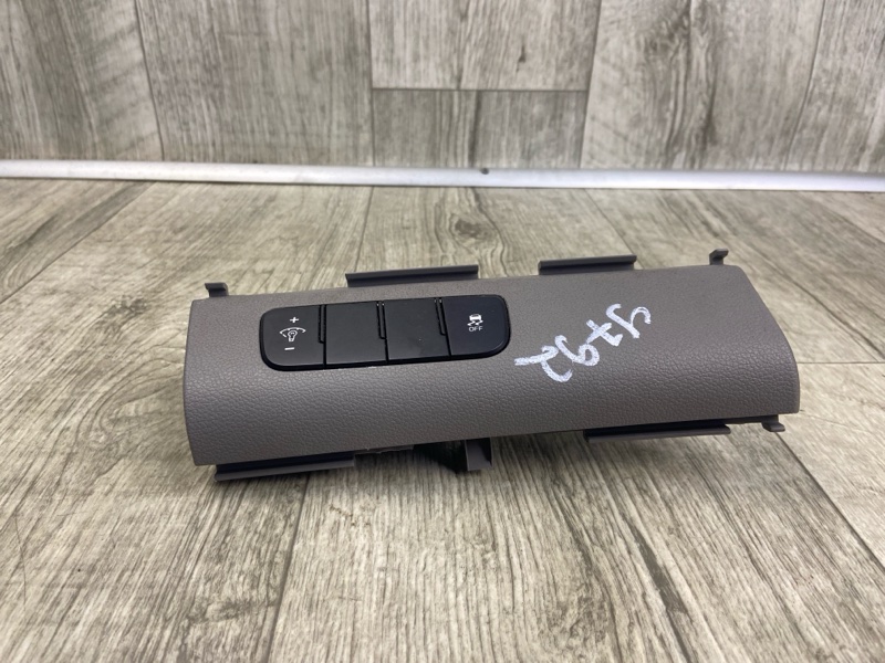 Блок кнопок торпедо HYUNDAI ELANTRA AD 16- 2019 2.0 G4NH 93700F2200PKG Б/У