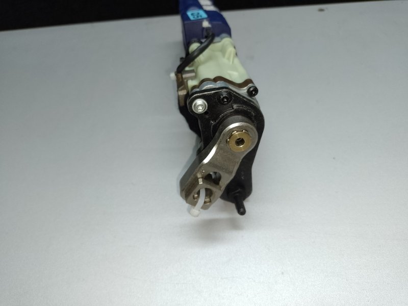 Моторчик привода ляды правый Q5 08-16 2015 8R CPMB 2.0 TFSI Моторчик привода ляды правый Q5 08-16 2015 8R CPMB 2.0 TFSI