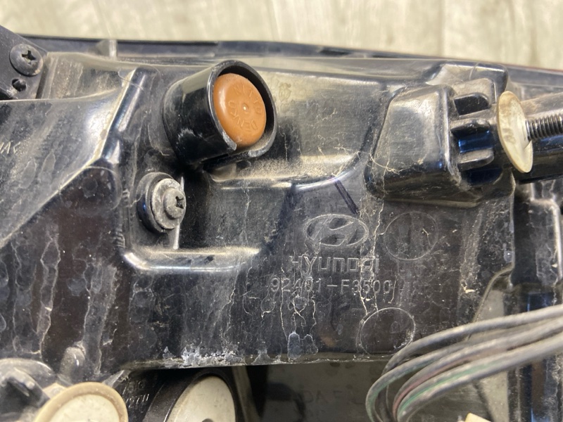 Фонарь наружный левый ELANTRA AD 16- 2019 2.0 G4NH