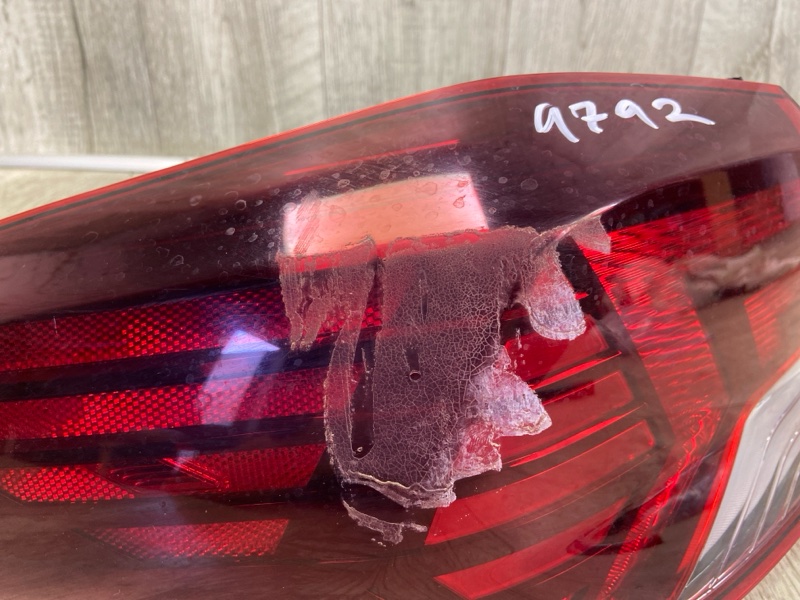 Фонарь наружный левый ELANTRA AD 16- 2019 2.0 G4NH