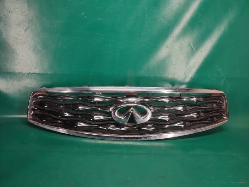 Решетка радиатора передняя INFINITI FX/QX70 S51 08-17 62070-1CA0A Б/У