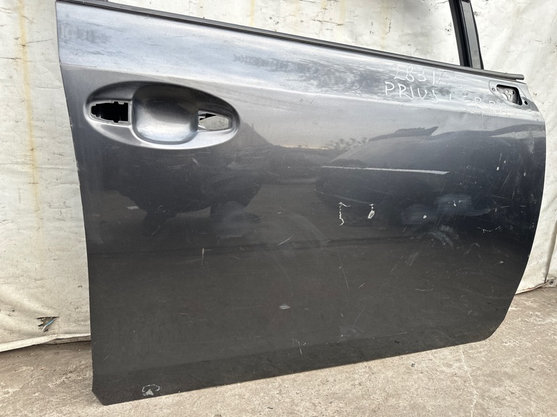 Дверь передняя правая PRIUS PLUS 11-14 Дверь передняя правая PRIUS PLUS 11-14