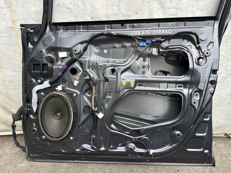 Дверь передняя правая PRIUS PLUS 11-14 Дверь передняя правая PRIUS PLUS 11-14