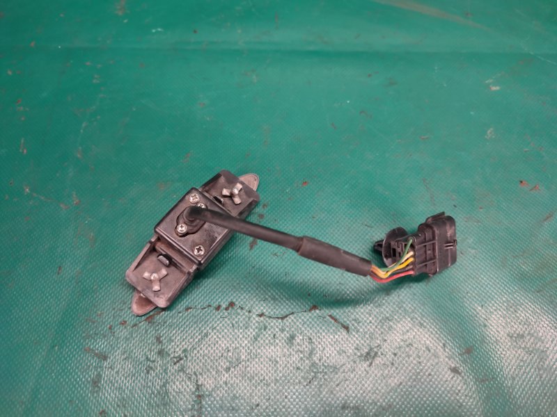 Камера переднего вида передняя INFINITI FX/QX70 S51 08-17 5.0 VK50VE Камера переднего вида передняя INFINITI FX/QX70 S51 08-17 5.0 VK50VE