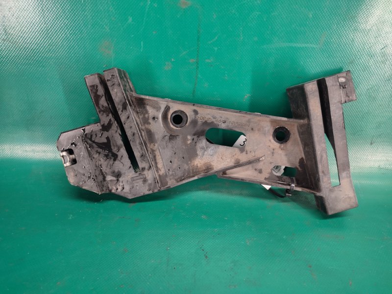 Кронштейн крепления фары передний правый INFINITI FX/QX70 S51 08-17 5.0 VK50VE