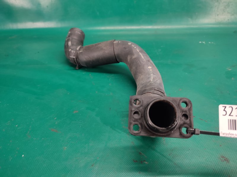 Патрубок системы охлаждения INFINITI FX/QX70 S51 08-17 2008 5.0 VK50VE 21501-1CA0A Б/У