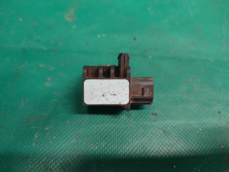 Датчик удара передний HYUNDAI ELANTRA AD 16- 2018 2.0 G4NH 95930-F2000 Б/У