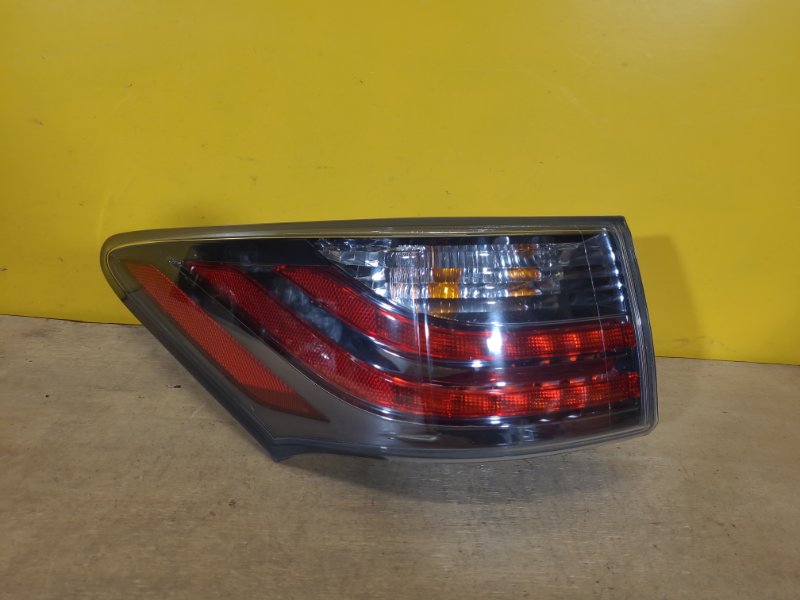 Фонарь наружный левый LEXUS CT200 11-17 8156176010 Б/У