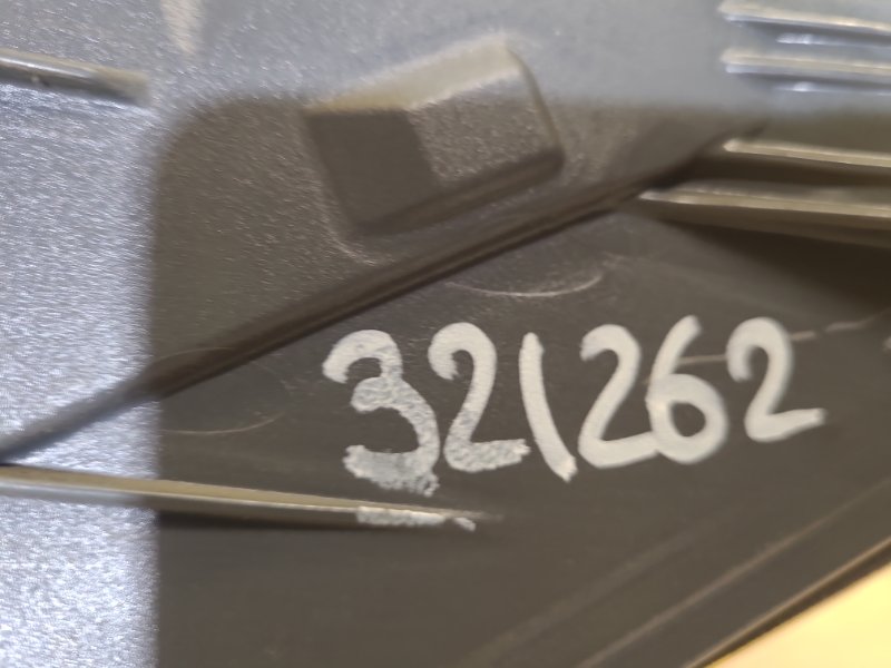 Фонарь наружный левый CT200 11-17