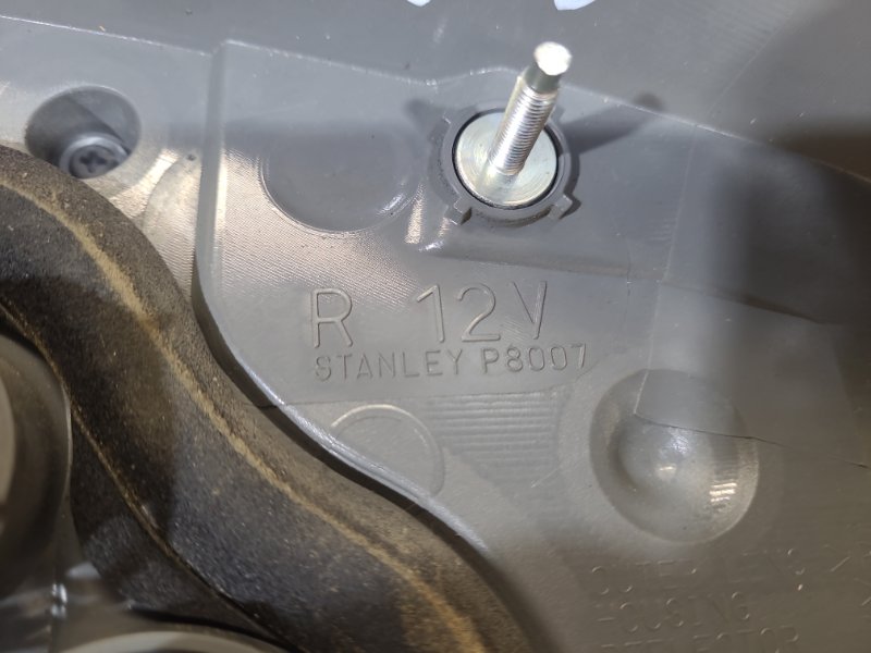 Фонарь наружный правый PRIUS - 30 09-17