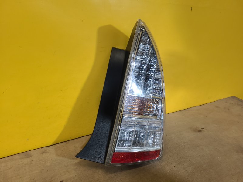 Фонарь наружный правый PRIUS - 30 09-17