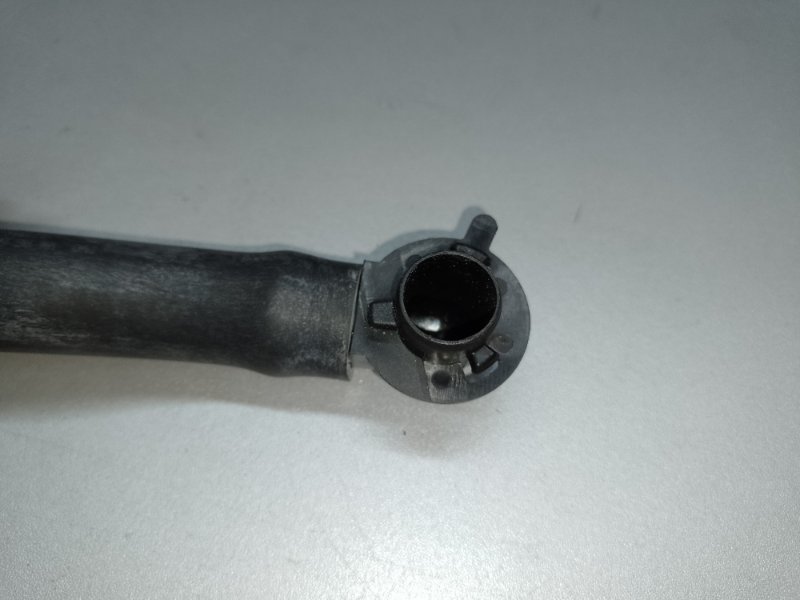 Патрубок радиатора печки AUDI Q5 08-16 8R CPMB 2.0 TFSI