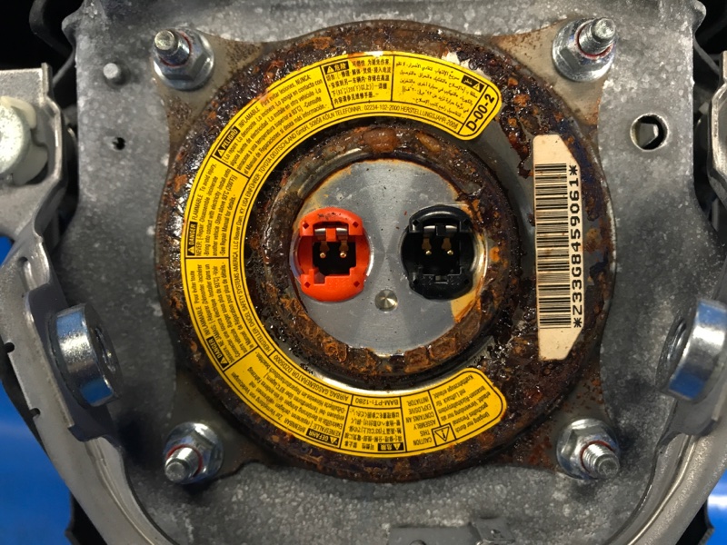 Подушка безопасности в руль VENZA 09-16 2009 3.5 2GR-FE