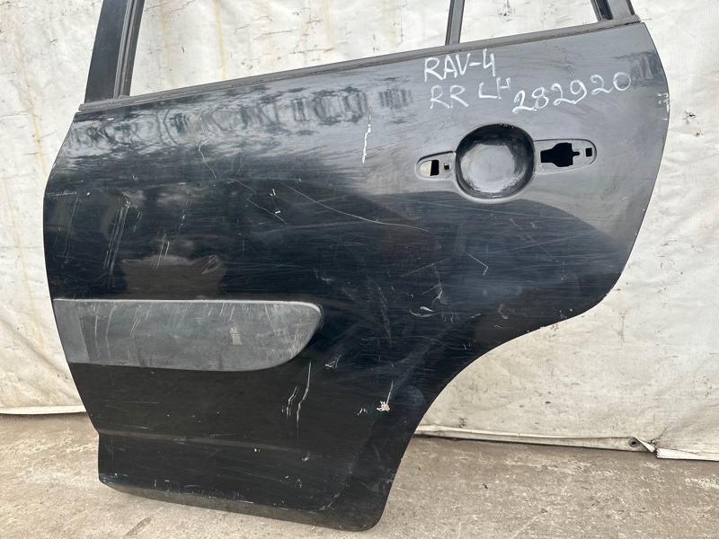 Дверь задняя левая RAV4 05-12
