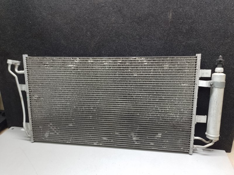 Радиатор кондиционера NISSAN LEAF 10-17 92100-3NA0A Б/У