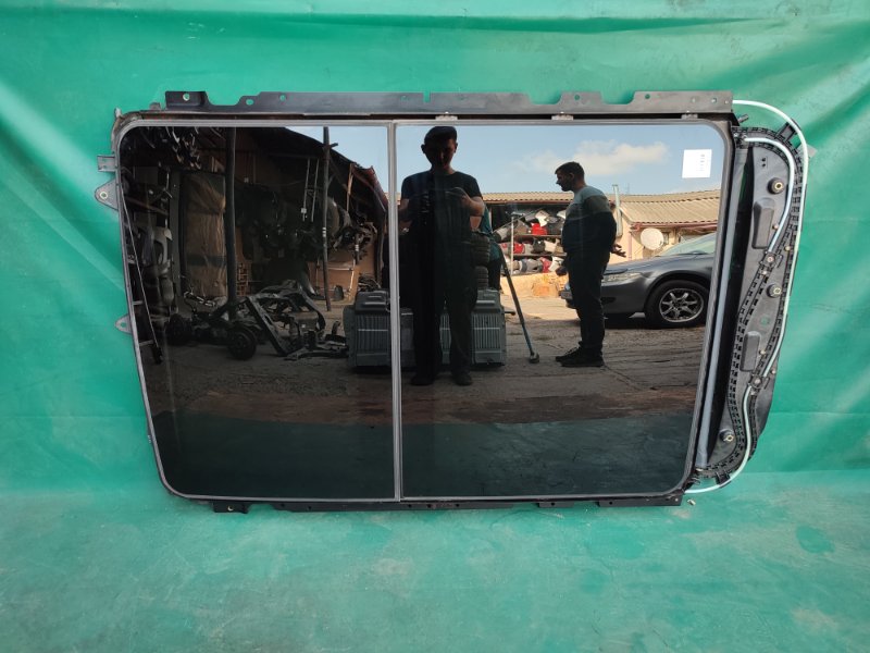 Стекло панорамной крыши JEEP CHEROKEE 14- 2016 2.4 ED8 68194 939AA Б/У