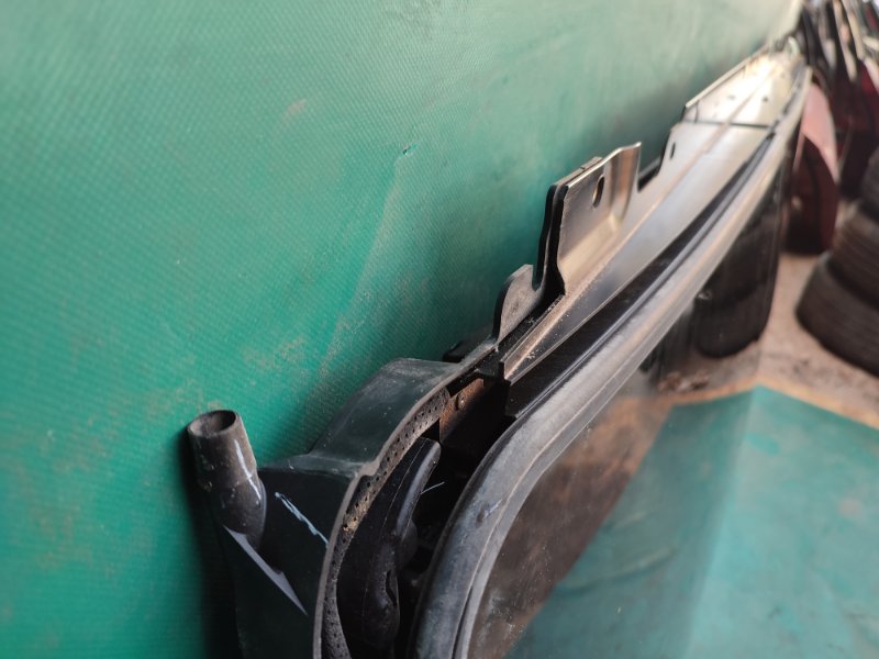 Стекло панорамной крыши CHEROKEE 14- 2016 2.4 ED8