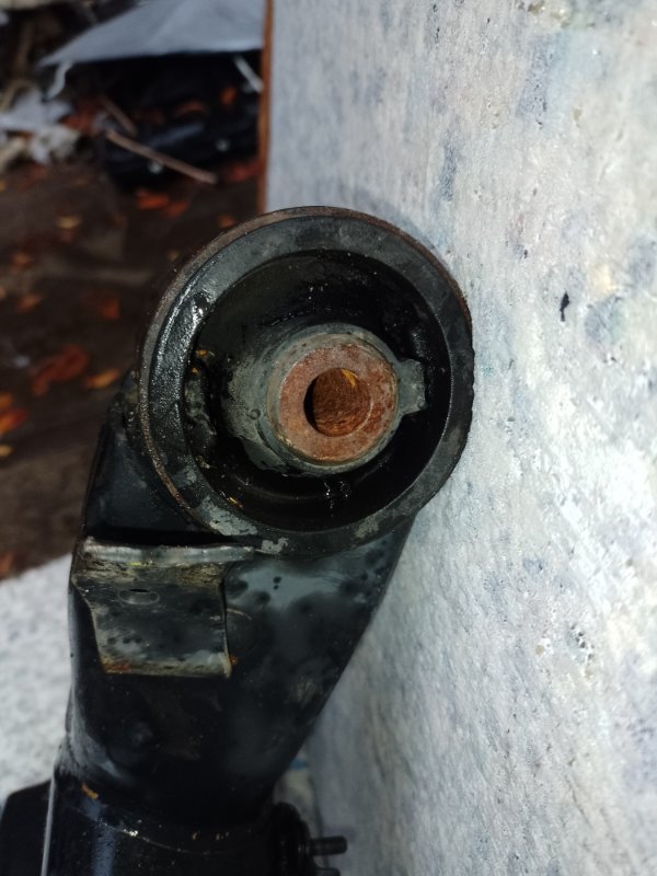 Балка задней подвески PRIUS - 30 09-17