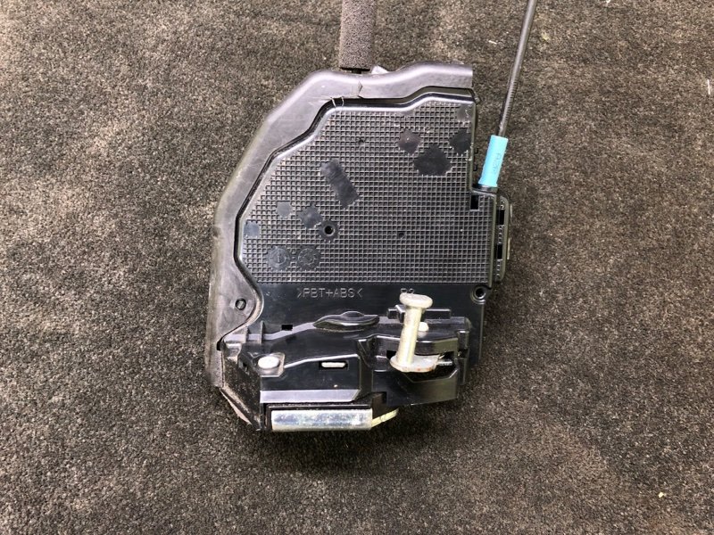 Замок двери задний правый TOYOTA PRIUS PLUS 11-14 ZVW41L 1.8 2ZRFXE Замок двери задний правый TOYOTA PRIUS PLUS 11-14 ZVW41L 1.8 2ZRFXE