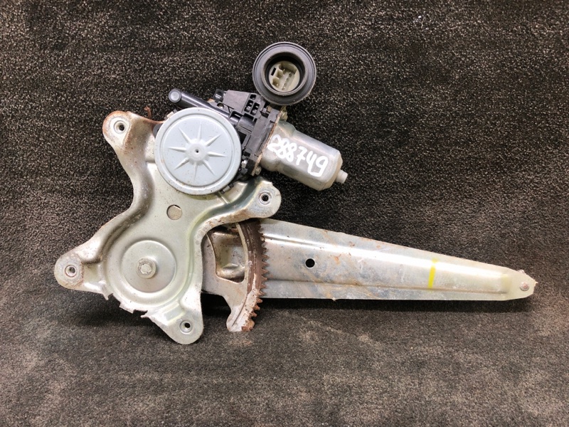 Запчасть стеклоподъемник задний левый TOYOTA RAV4 05-12 69804-42040 Б/У Стеклоподъемник задний левый TOYOTA RAV4 05-12 69804-42040 Б/У