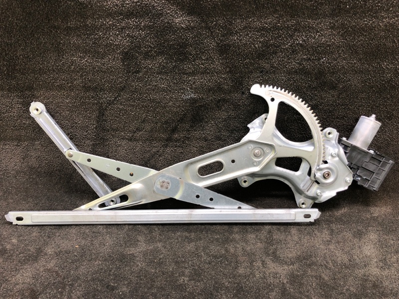 Стеклоподъемник передний правый PRIUS 16-