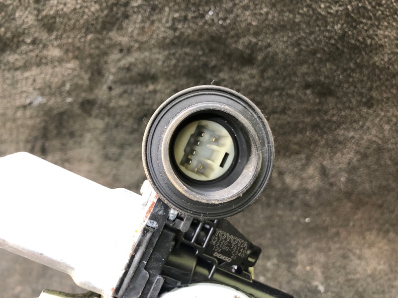 Стеклоподъемник передний левый RAV4 05-12 Стеклоподъемник передний левый RAV4 05-12