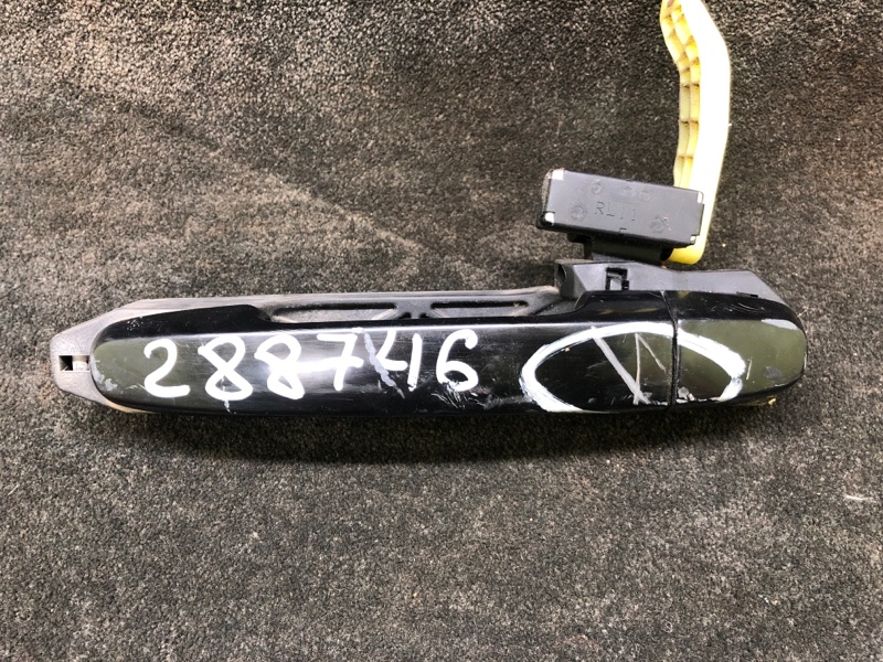 Запчасть ручка двери наружная задняя левая TOYOTA RAV4 05-12 69211-42010 Б/У Ручка двери наружная задняя левая TOYOTA RAV4 05-12 69211-42010 Б/У