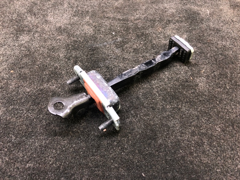 Ограничитель двери передний левый SOUL PS 13-19 2016 1.6 G4FD