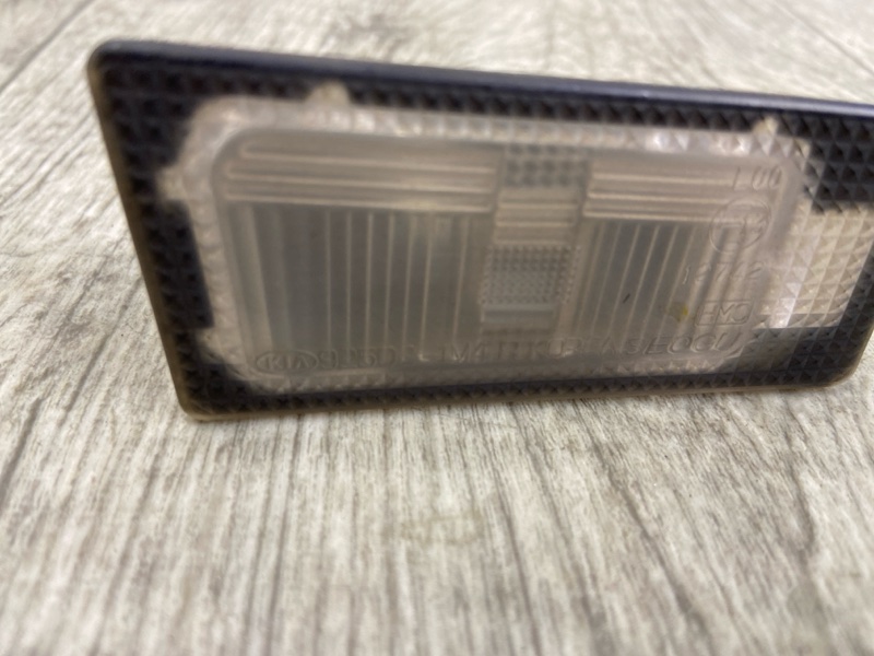 Подсветка номера правая ELANTRA AD 16- 2018 2.0 G4NH