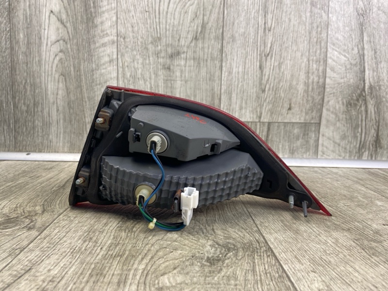 Фонарь внутренний левый ELANTRA MD 10-15 MD