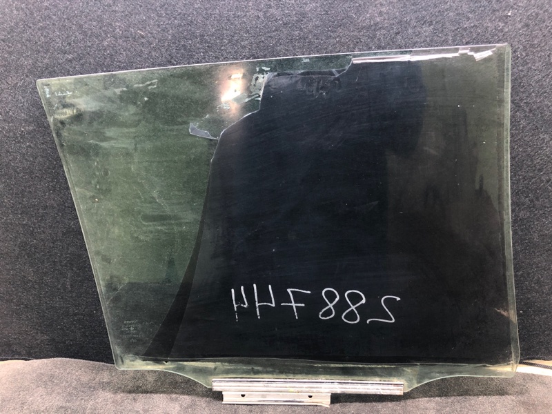 Стекло двери заднее левое RAV4 05-12 Стекло двери заднее левое RAV4 05-12