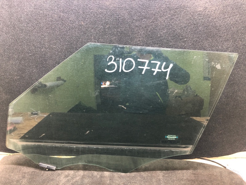 Стекло двери переднее левое KIA SOUL PS 13-19 2016 1.6 G4FD 82411-B2050 Б/У
