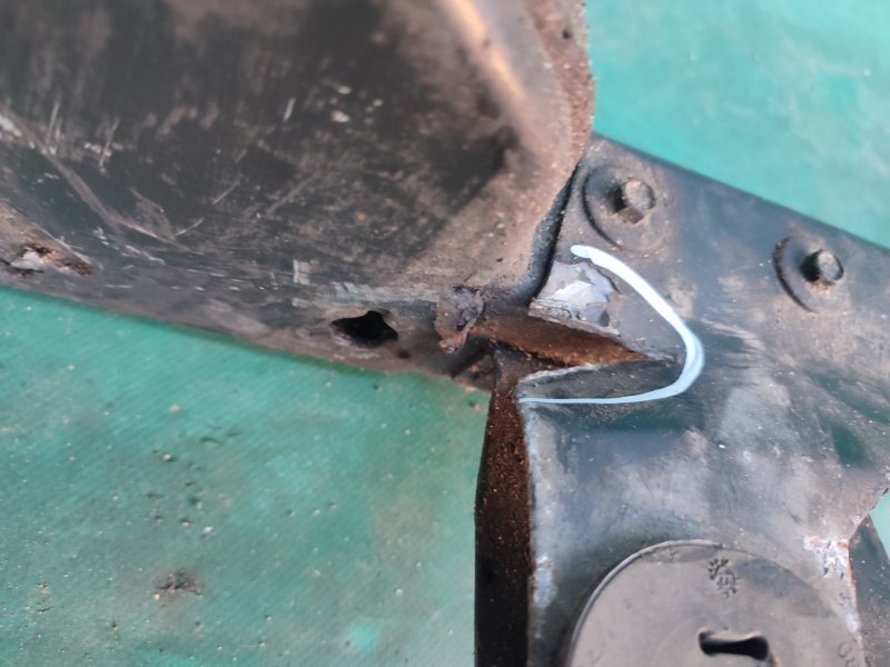 Панель передняя CHEROKEE 14- 2016 2.4 ED8 Панель передняя CHEROKEE 14- 2016 2.4 ED8