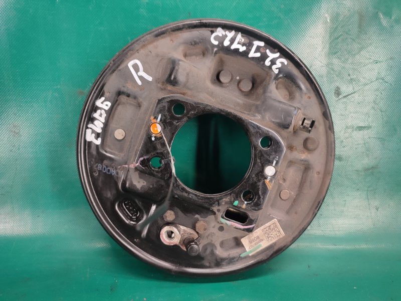 Тормозной механизм задний правый HYUNDAI ELANTRA AD 16- 2018 2.0 G4NH 58360-F3000 Б/У