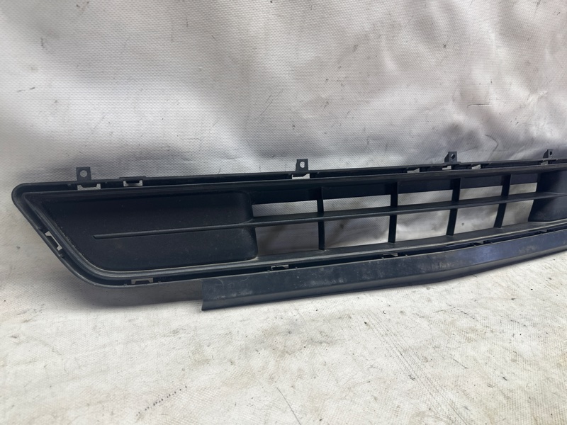 Решетка переднего бампера FORD MUSTANG 15- 3.7 C37PDED Решетка переднего бампера FORD MUSTANG 15- 3.7 C37PDED