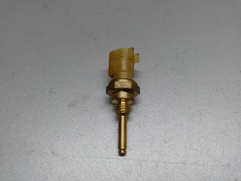 Датчик температуры охлаждающей жидкости FORD MUSTANG 15- 2019 S550 2.3 C23HD0D 9L8Z-6G004-E Б/У