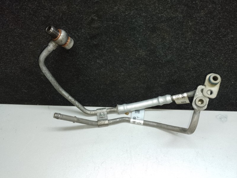 Запчасть трубка слива масла с турбины FORD MUSTANG 15- 2019 S550 2.3 C23HD0D FR3Z-8K153-G Б/У Трубка слива масла с турбины FORD MUSTANG 15- 2019 S550 2.3 C23HD0D FR3Z-8K153-G Б/У