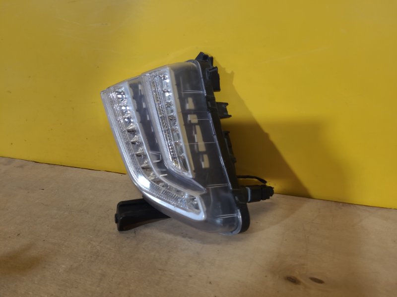 Дневной ходовой огонь левый HYUNDAI IONIQ 19-22 Дневной ходовой огонь левый HYUNDAI IONIQ 19-22