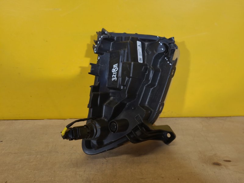 Дневной ходовой огонь левый IONIQ 19-22 Дневной ходовой огонь левый IONIQ 19-22