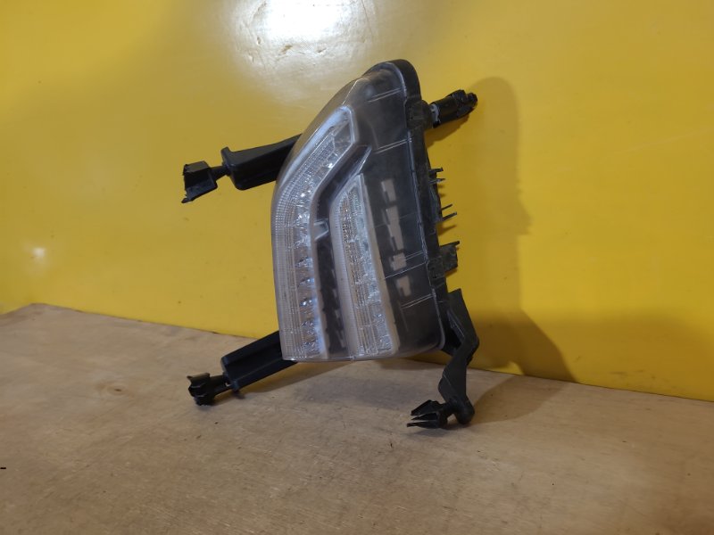 Дневной ходовой огонь правый HYUNDAI IONIQ 19-22