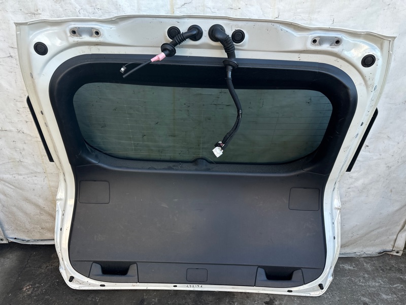 Крышка багажника RAV4 18-