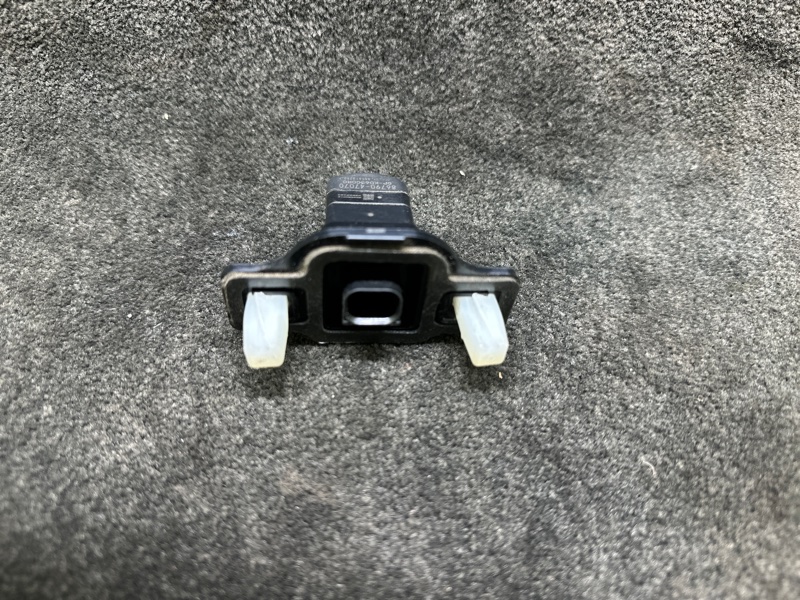 Камера заднего вида TOYOTA PRIUS 16- 1.8 2ZRFXE