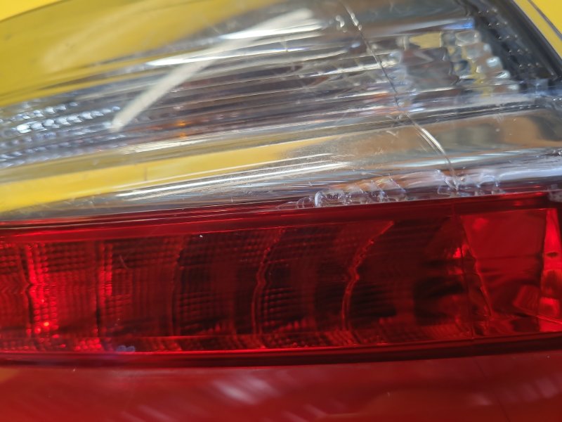 Фонарь наружный левый COROLLA E170 13-19