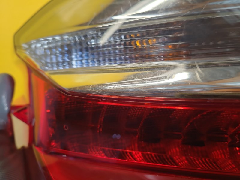 Фонарь наружный левый COROLLA E170 13-19