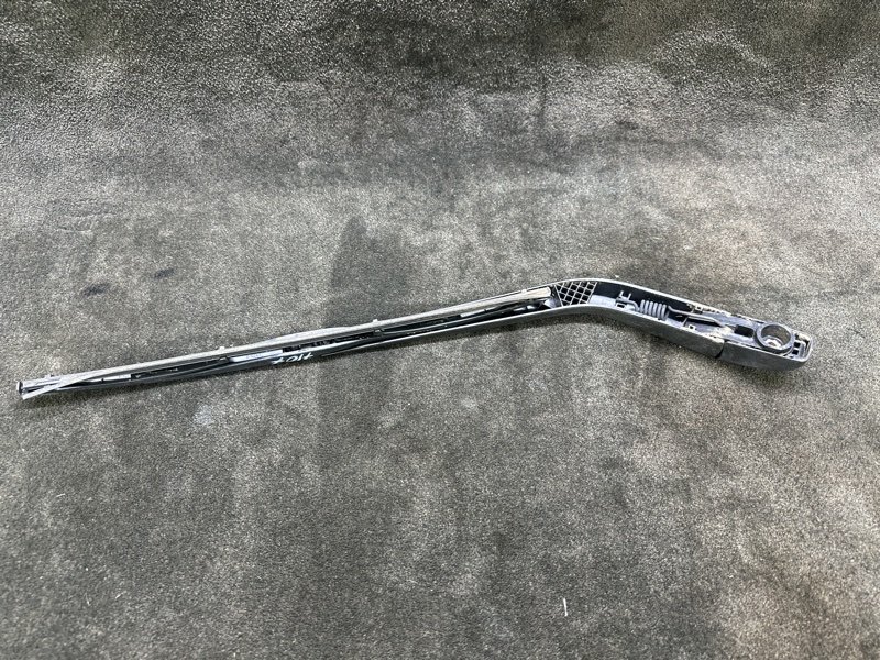 Поводок стеклоочистителя задний TOYOTA PRIUS 16- 1.8 2ZRFXE