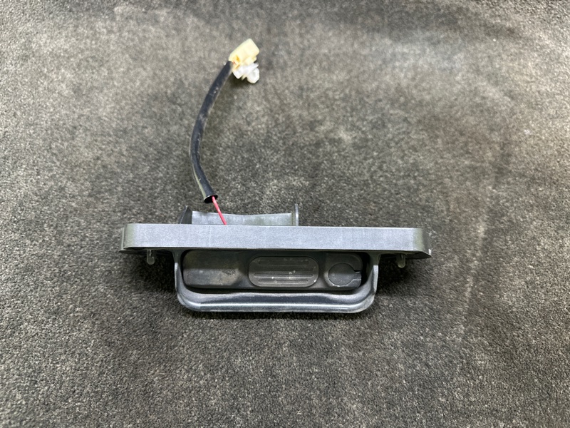 Кнопка открывания багажника наружная MITSUBISHI OUTLANDER GF 12- 2013 2.4 5810A076 Б/У