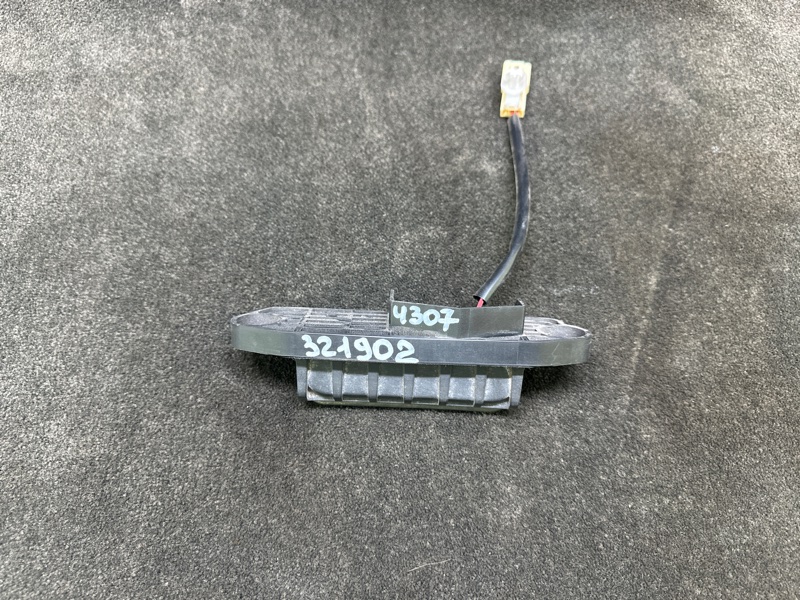 Кнопка открывания багажника наружная OUTLANDER GF 12- 2013 2.4