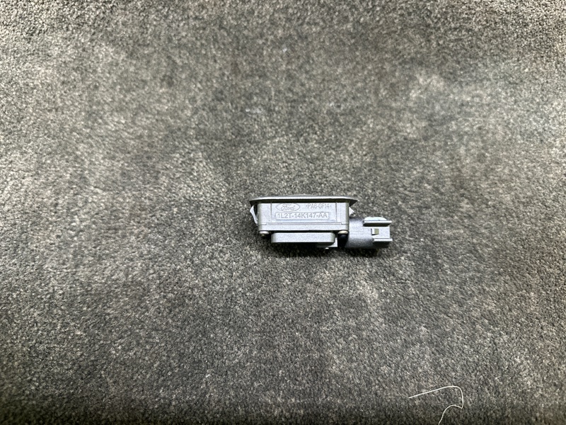 Кнопка открывания багажника наружная FORD ECOSPORT 18-22 1.0 L EcoBoost (Fox) turbo