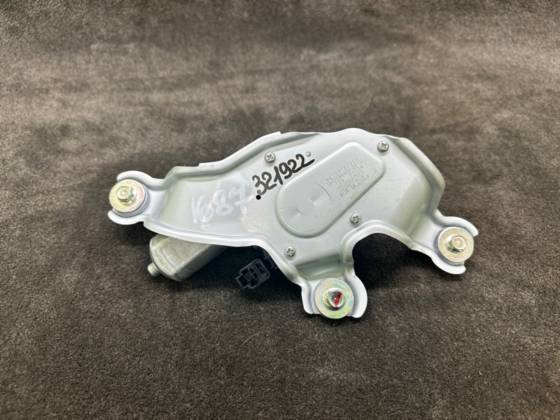 Моторчик стеклоочистителя задний KIA SOUL PS 13-19 1.6 G4FD Моторчик стеклоочистителя задний KIA SOUL PS 13-19 1.6 G4FD